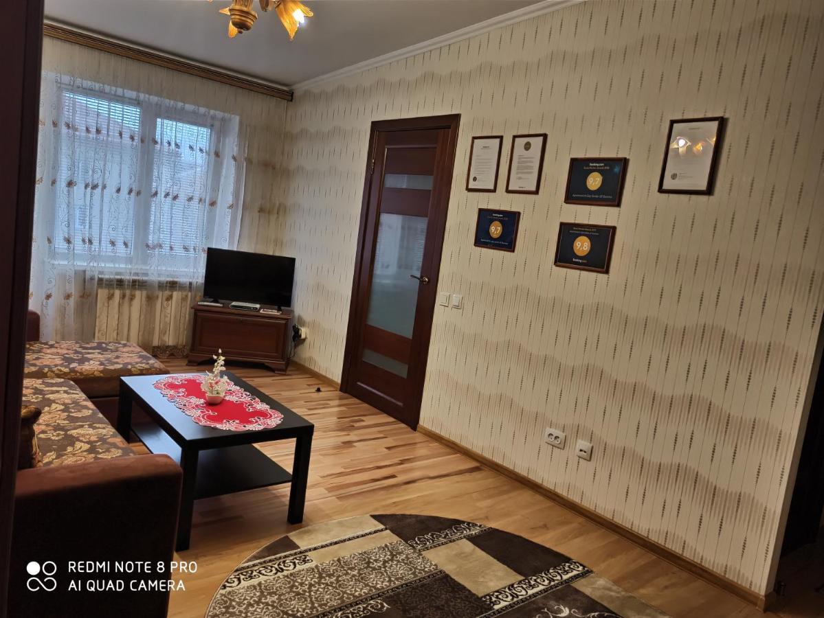Apartment On Krainego Str 27 Slonim Bagian luar foto