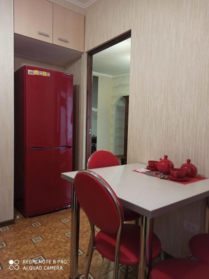 Apartment On Krainego Str 27 Slonim Bagian luar foto